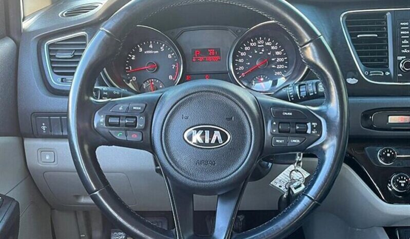 
								2017 Kia Sedona LX 8 Passanger full									