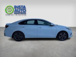 
										2023 Kia Forte EX FWD full									