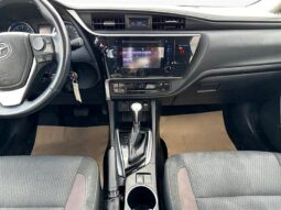 
										2018 Toyota Corolla LE Premium full									