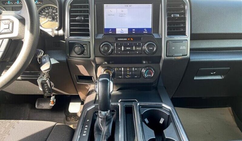 
								2020 Ford F-150 XLT Crew Cab 5.0L 4X4 full									