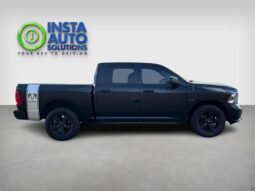 
										2017 Ram 1500 Express Crew Cab 4×4 5.7L Hemi full									