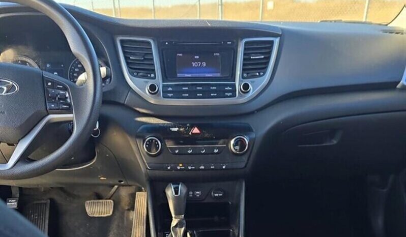 
								2018 Hyundai Tucson SE AWD full									