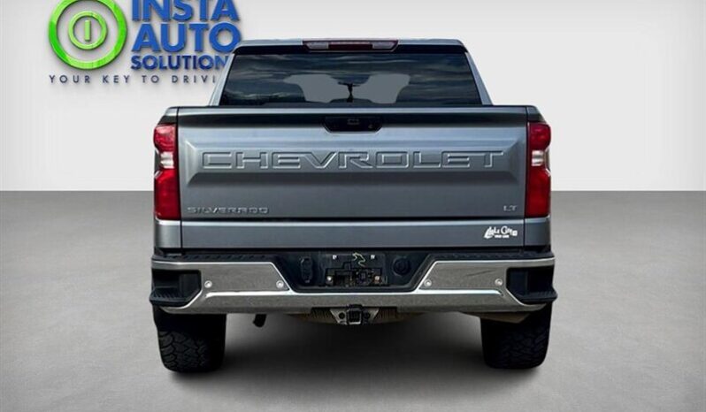 
								2022 Chevrolet Silverado 1500 Limited LT Crew Cab 4X4 full									