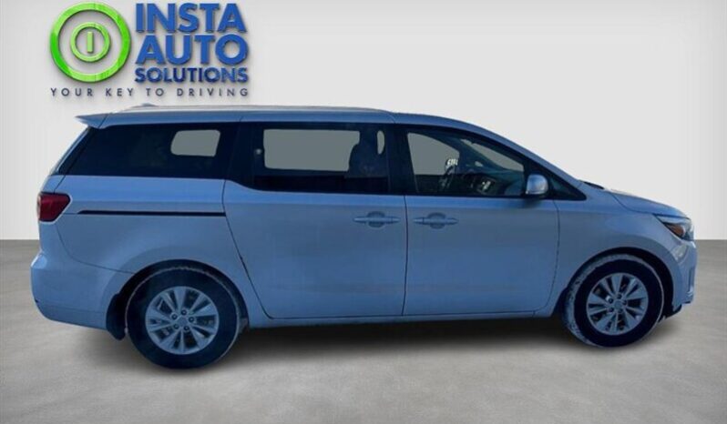 
								2017 Kia Sedona LX 8 Passanger full									