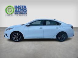 
										2023 Kia Forte EX FWD full									