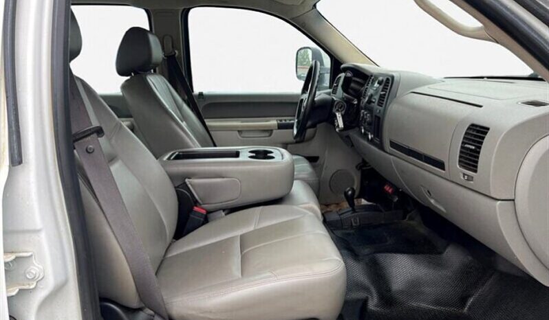 
								2012 Chevrolet Silverado 3500 WT Crew Cab 4×4 full									