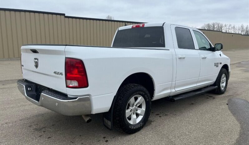 
								2022 Ram 1500 SLT Crew Cab 4×4 5.7L Hemi full									