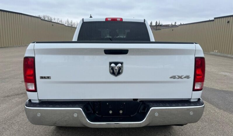 
								2022 Ram 1500 SLT Crew Cab 4×4 5.7L Hemi full									