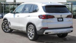 
										2024 BMW X5 xDrive40i Premium Essential AWD full									