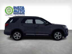 
										2017 Ford Explorer XLT AWD full									