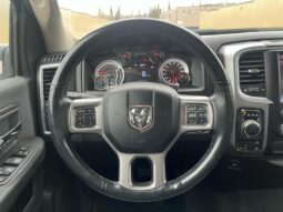 
										2022 Ram 1500 SLT Crew Cab 4×4 5.7L Hemi full									