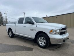 
										2022 Ram 1500 SLT Crew Cab 4×4 5.7L Hemi full									