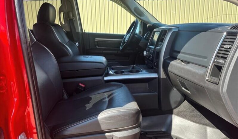 
								2017 Ram 1500 Crew Cab Sport Crew Cab 4×4 5.7L Hemi full									