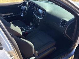 
										2017 Dodge Charge SXT AWD full									