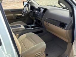 
										2013 Nissan Armada SV 4×4 full									