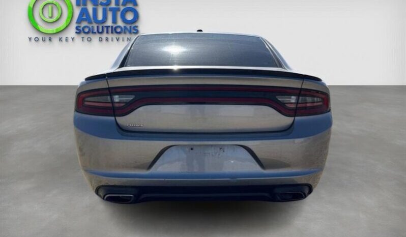 
								2017 Dodge Charge SXT AWD full									