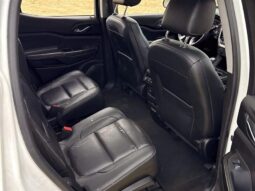 
										2017 GMC Acadia SLT 4×4 full									