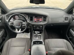 
										2017 Dodge Charge SXT AWD full									