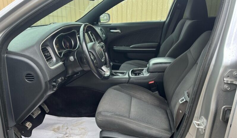 
								2017 Dodge Charge SXT AWD full									