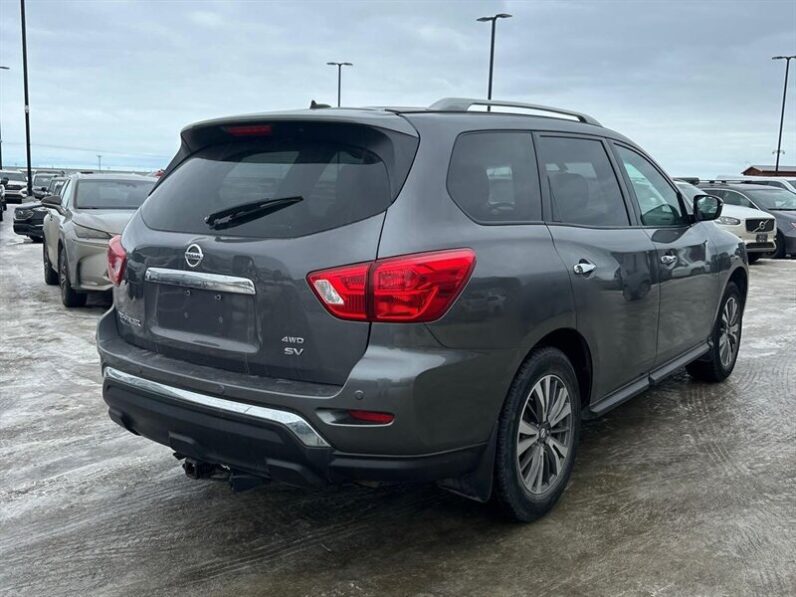 
								2017 Nissan Pathfinder SV 4×4 full									