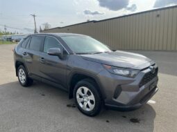 
										2024 Toyota RV4 LE AWD full									