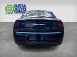 
										2017 Chrysler 300C Platinum full									