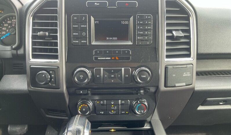 
								2015 Ford F-150 XLT Sport Crew Cab 4×4 5.0L full									