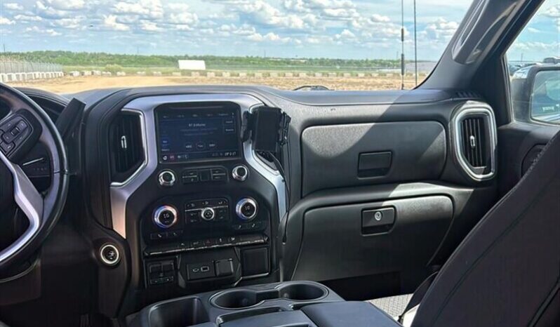 
								2021 GMC Sierra 1500 SLE Crew Cab 4×4 5.3L full									