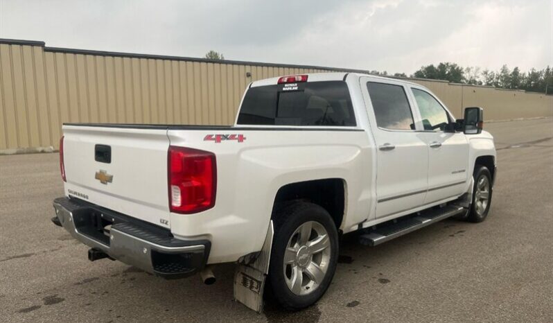
								2017 Chevrolet Silverado 1500 LTZ Crew Cab 4×4 5.3L full									