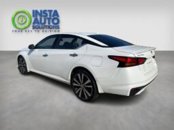 
										2019 Nissan Altima Platinum AWD full									