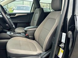 
										2022 Ford Escape SE AWD full									