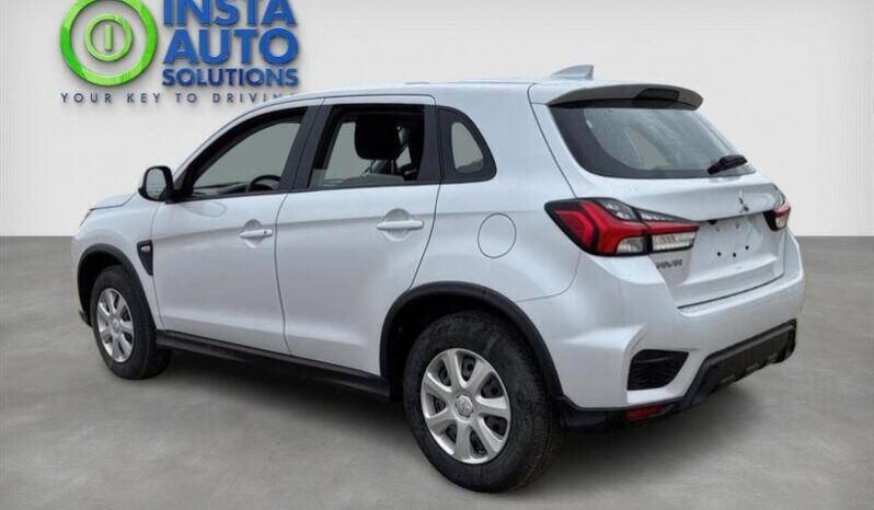 
								2024 Mitsubishi RVR ES full									