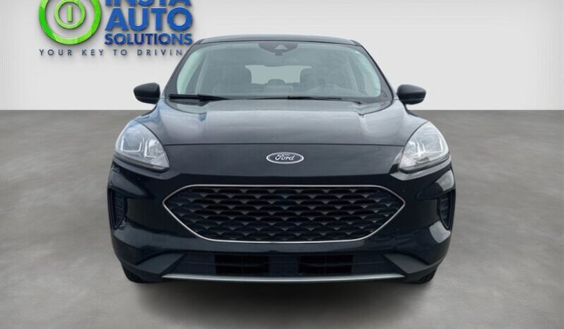 
								2022 Ford Escape SE AWD full									