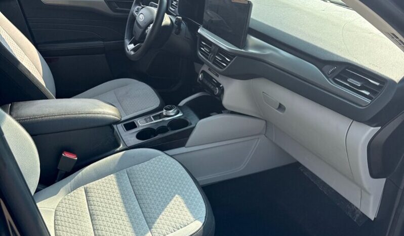 
								2023 Ford Escape Active AWD full									