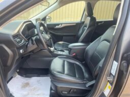 
										2021 Ford Escape SEL AWD full									