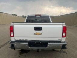 
										2017 Chevrolet Silverado 1500 LTZ Crew Cab 4×4 5.3L full									