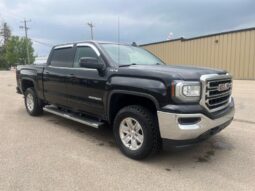 
										2018 GMC Sierra 1500 SLE Crew Cab 4×4 5.3L full									