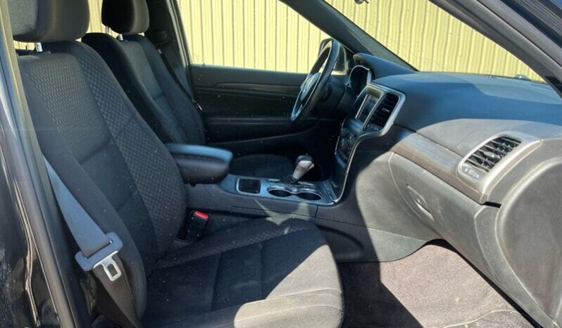 
								2018 Jeep Grand Cherokee Laredo 4X4 full									