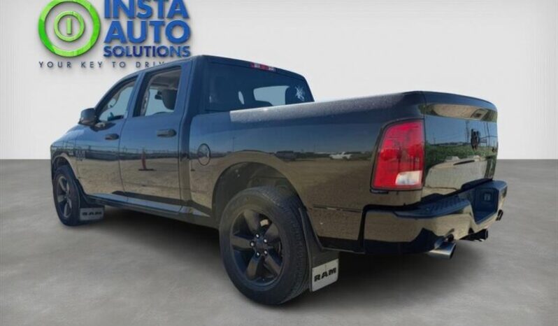 
								2020 Ram 1500 Express Crew Cab 4×4 5.7L Hemi full									