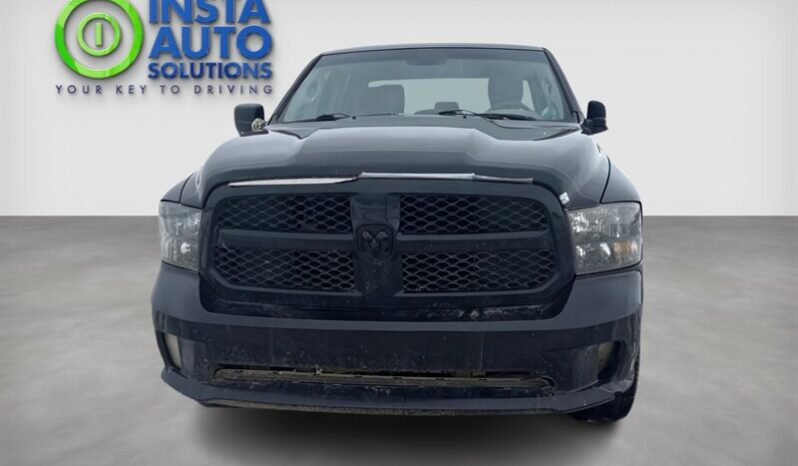 
								2017 Ram 1500 Quad Cab Express 4×4 5.7L Hemi full									