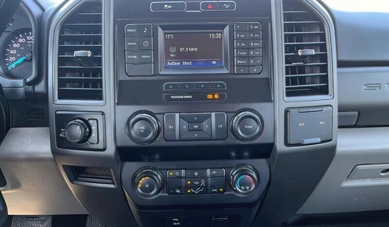 
								2019 Ford F-150 XL FX45 Crew Cab 4×4 full									