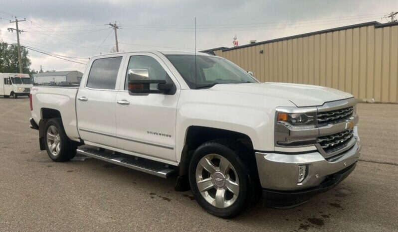 
								2017 Chevrolet Silverado 1500 LTZ Crew Cab 4×4 5.3L full									