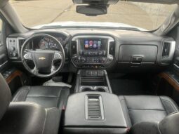 
										2017 Chevrolet Silverado 1500 LTZ Crew Cab 4×4 5.3L full									