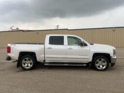 
										2017 Chevrolet Silverado 1500 LTZ Crew Cab 4×4 5.3L full									