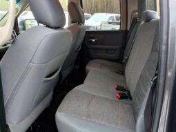 
										2017 Ram 1500 Quad Cab Express 4×4 5.7L Hemi full									