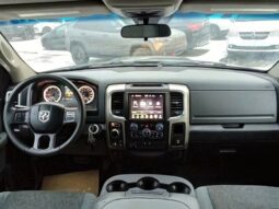 
										2017 Ram 1500 Quad Cab Express 4×4 5.7L Hemi full									