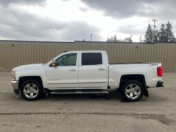
										2017 Chevrolet Silverado 1500 LTZ Crew Cab 4×4 5.3L full									