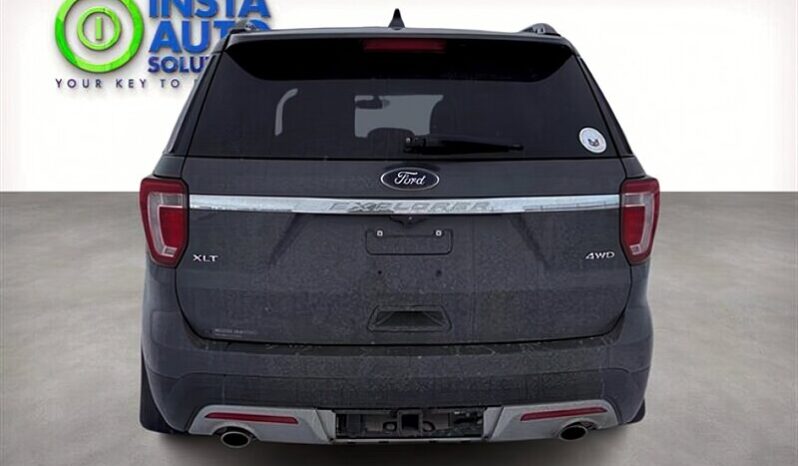 
								2017 Ford Explorer XLT AWD full									