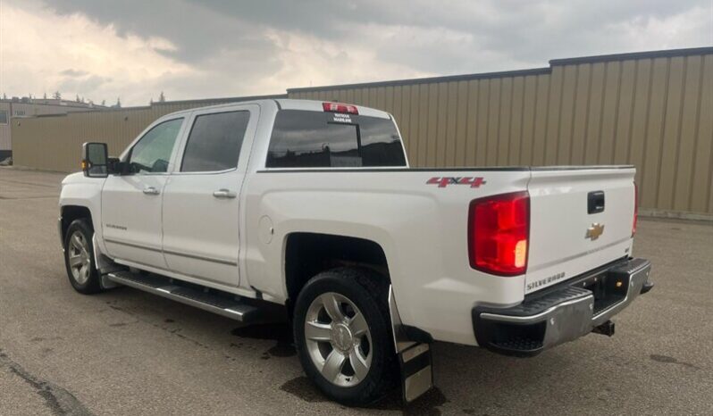 
								2017 Chevrolet Silverado 1500 LTZ Crew Cab 4×4 5.3L full									