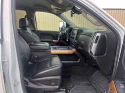 
										2017 Chevrolet Silverado 1500 LTZ Crew Cab 4×4 5.3L full									